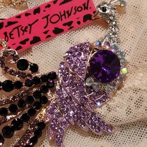 🦚 Betsey Johnson Purple Peacock Pendant Show Stopper!